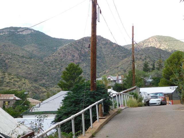 21 TEMBY Avenue, Bisbee, AZ 85603