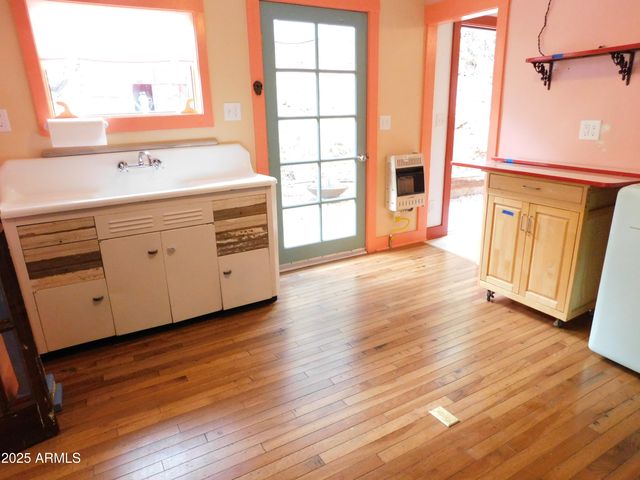 21 TEMBY Avenue, Bisbee, AZ 85603