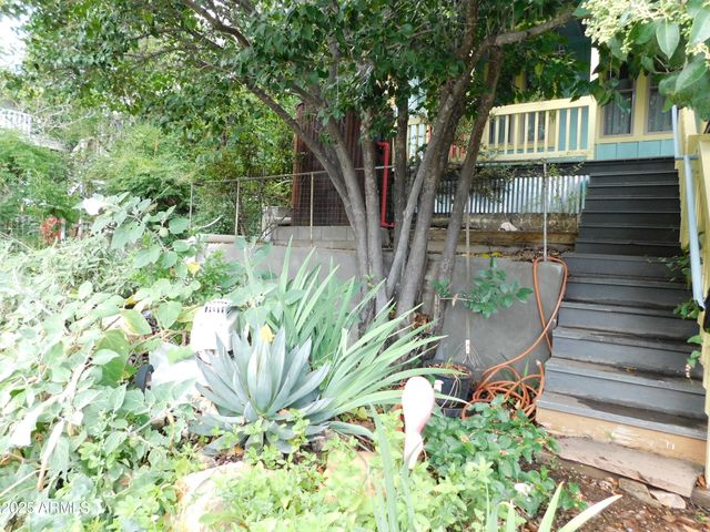 21 TEMBY Avenue, Bisbee, AZ 85603