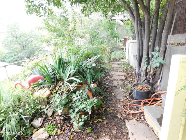 21 TEMBY Avenue, Bisbee, AZ 85603