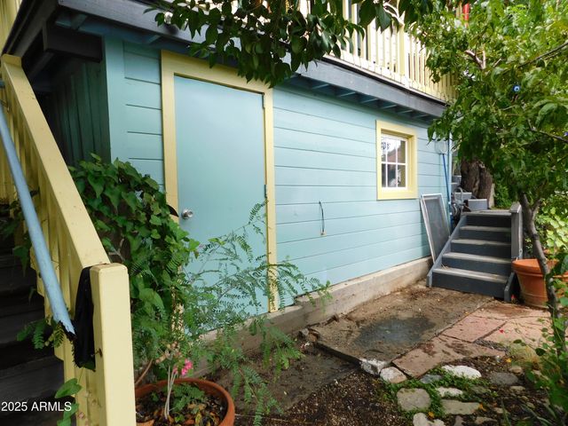 21 TEMBY Avenue, Bisbee, AZ 85603