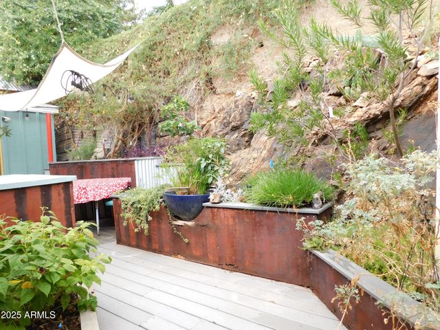 21 TEMBY Avenue, Bisbee, AZ 85603