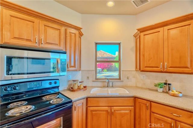 37565 Calle De Companero, Murrieta, CA 92562