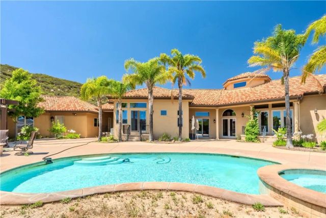 37565 Calle De Companero, Murrieta, CA 92562