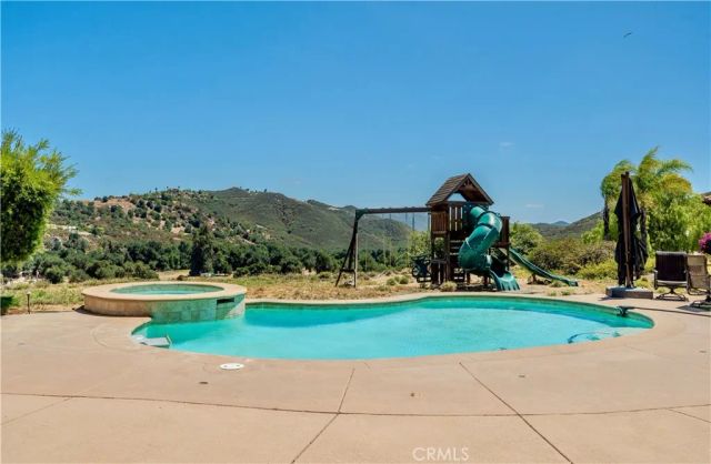 37565 Calle De Companero, Murrieta, CA 92562