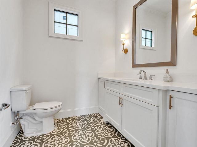 1111 Rosine Street, Houston, TX 77019