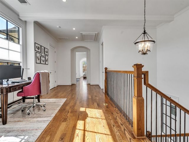 1111 Rosine Street, Houston, TX 77019