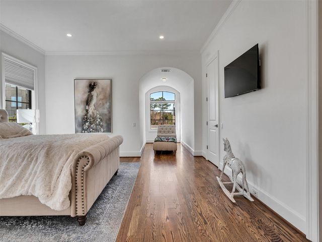 1111 Rosine Street, Houston, TX 77019