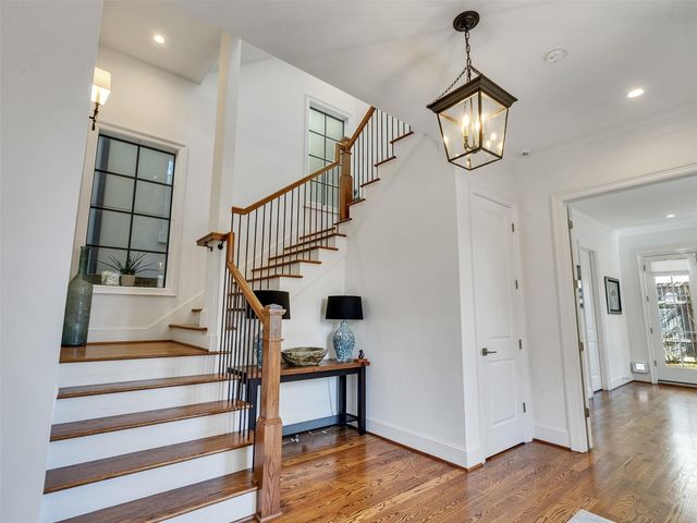 1111 Rosine Street, Houston, TX 77019