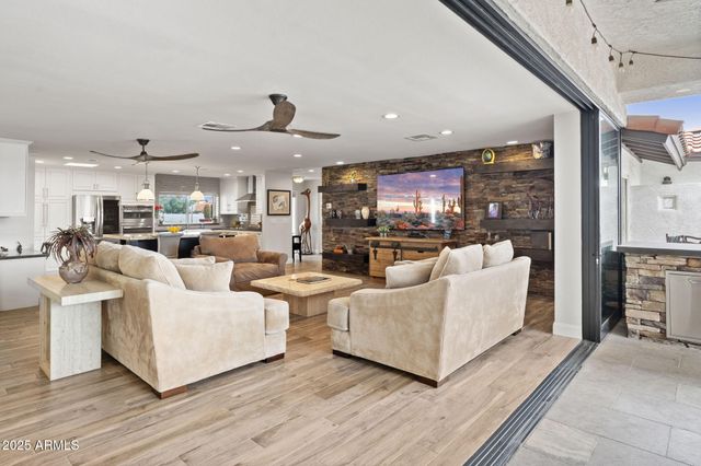 7510 E LARKSPUR Drive, Scottsdale, AZ 85260