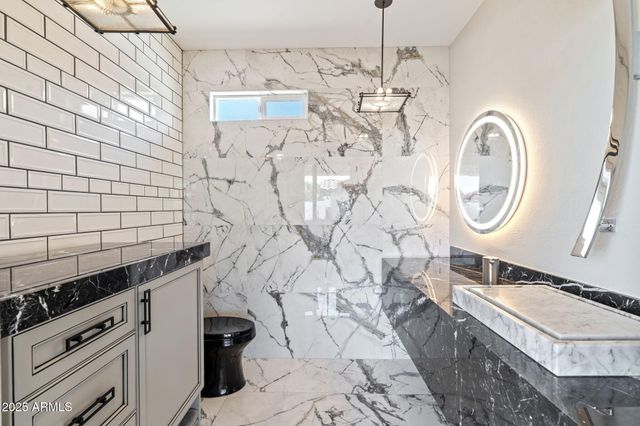 7510 E LARKSPUR Drive, Scottsdale, AZ 85260