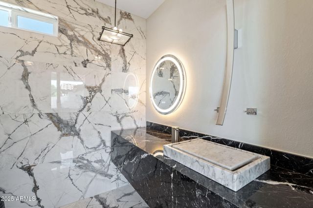 7510 E LARKSPUR Drive, Scottsdale, AZ 85260