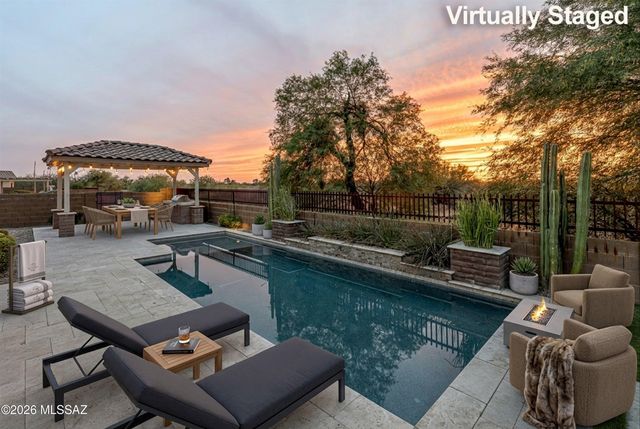 2447 N Wychwood Court, Tucson, AZ 85749