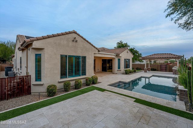 2447 N Wychwood Court, Tucson, AZ 85749