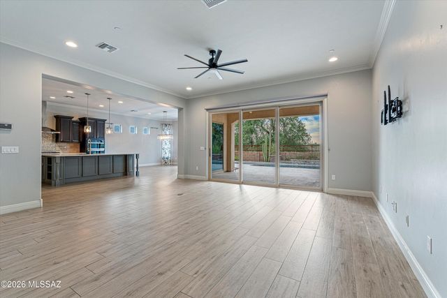 2447 N Wychwood Court, Tucson, AZ 85749