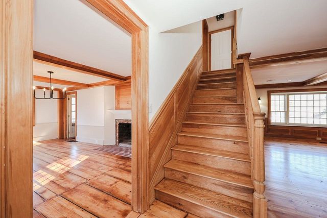 1 Cemetery Road, New Boston, NH 03070