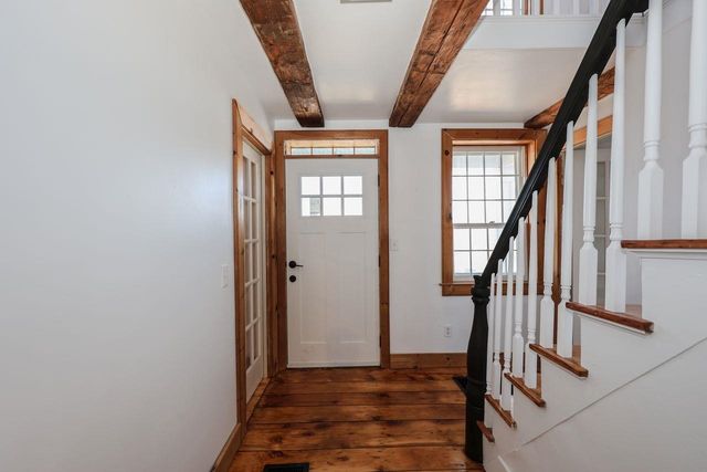 1 Cemetery Road, New Boston, NH 03070