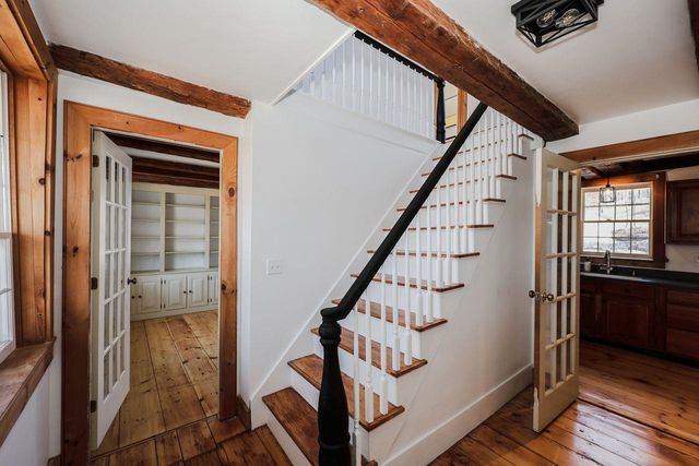 1 Cemetery Road, New Boston, NH 03070