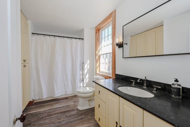 1 Cemetery Road, New Boston, NH 03070