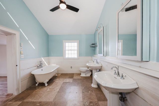 1 Cemetery Road, New Boston, NH 03070