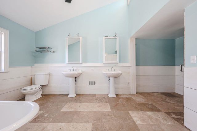 1 Cemetery Road, New Boston, NH 03070