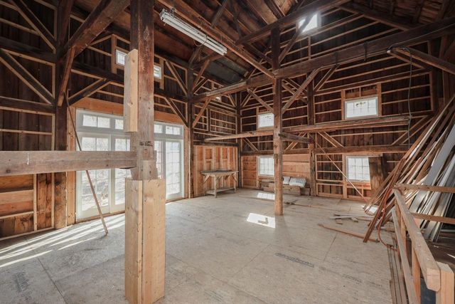 1 Cemetery Road, New Boston, NH 03070