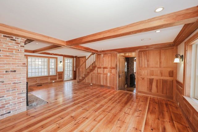 1 Cemetery Road, New Boston, NH 03070