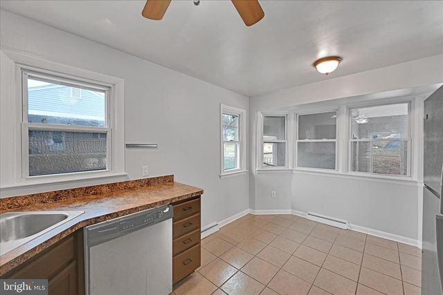 465 PLEASANTVIEW RD, New Cumberland, PA 17070