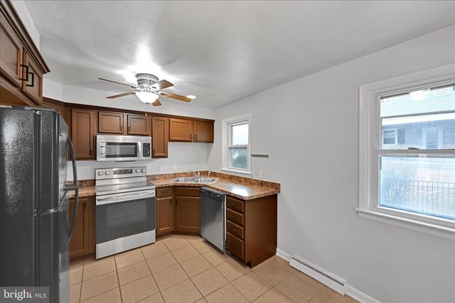 465 PLEASANTVIEW RD, New Cumberland, PA 17070