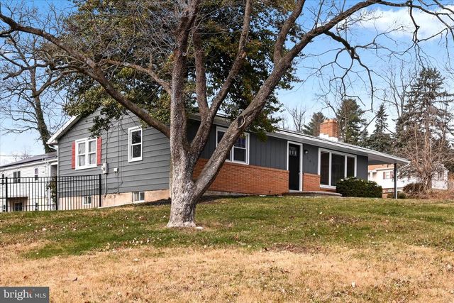 465 PLEASANTVIEW RD, New Cumberland, PA 17070