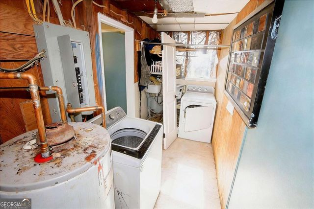 924 Brookdale Place, Decatur, GA 30033