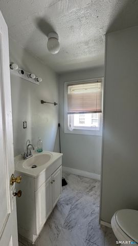 17 Dayton Street 2, New Haven, CT 06515