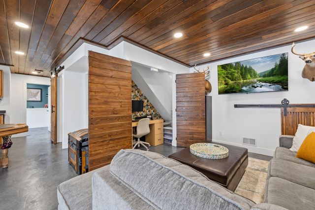 6192 147th Street N, Hugo, MN 55038