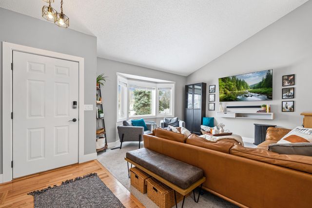 6192 147th Street N, Hugo, MN 55038