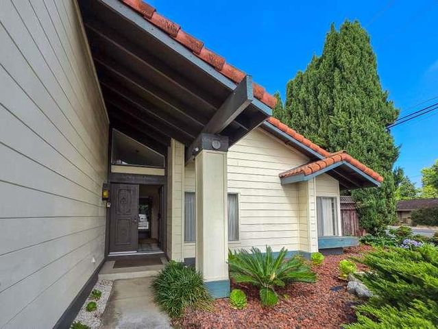 2255 Elkhorn Court, San Jose, CA 95125