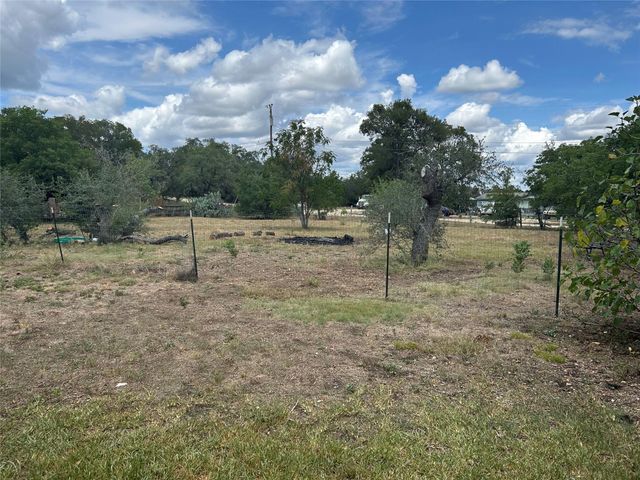 160 Meadow Rise, San Marcos, TX 78666