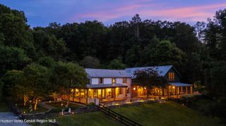 55 Willowbrook Road, Hudson, NY 12534