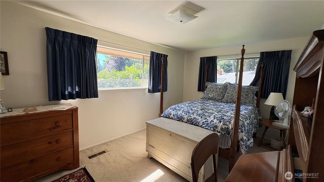 10 Forest Glen Lane SW, Lakewood, WA 98498