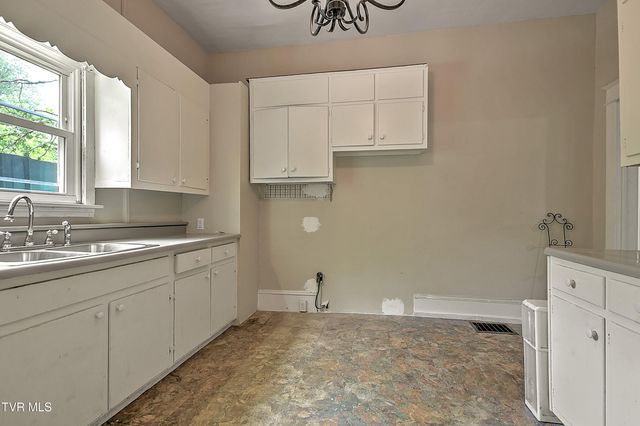 3449 Tennessee 126, Blountville, TN 37617