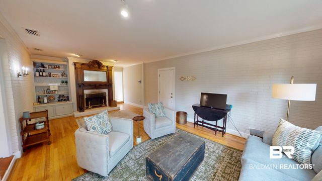 300 Bromley Pl, Mobile, AL 36606