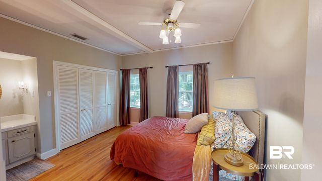 300 Bromley Pl, Mobile, AL 36606