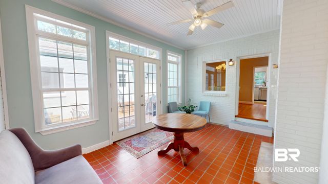 300 Bromley Pl, Mobile, AL 36606
