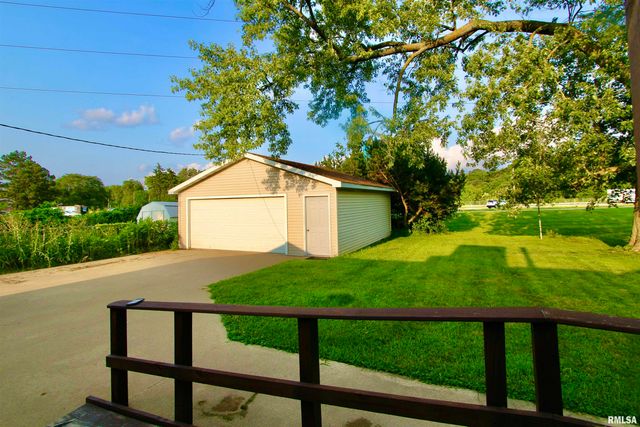 6210 N NORTHMOOR Court, Peoria, IL 61614