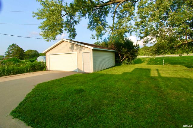6210 N NORTHMOOR Court, Peoria, IL 61614