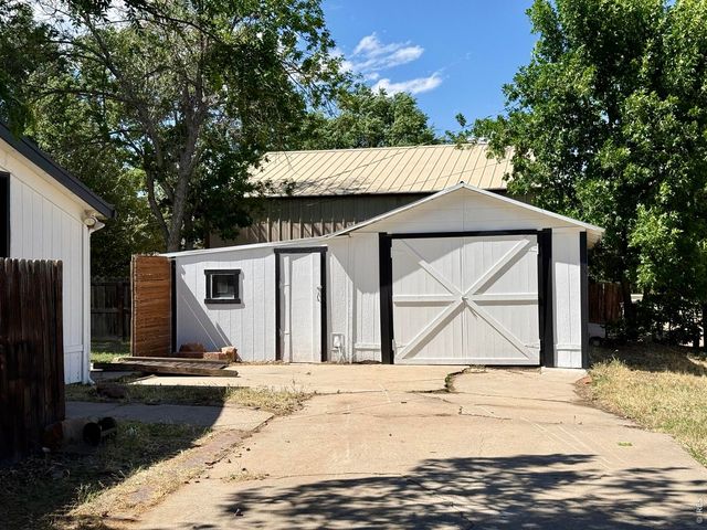 425 Dillingham Ave, Mead, CO 80542