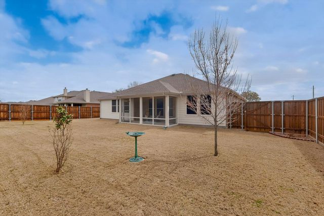 432 Creekwood Court, Forney, TX 75126