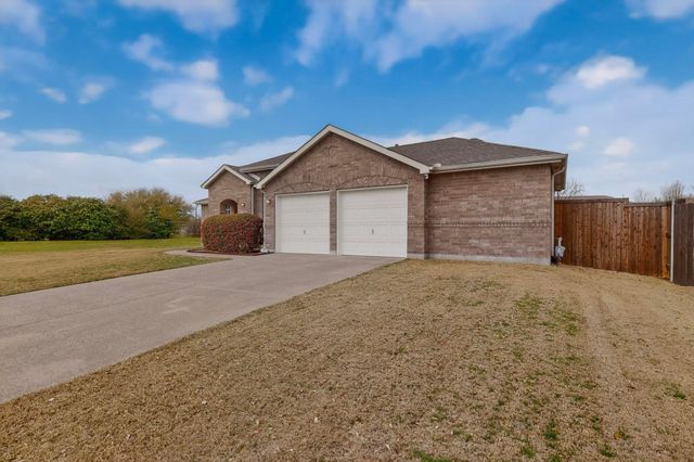 432 Creekwood Court, Forney, TX 75126