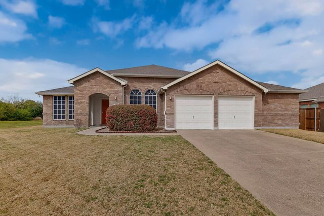 432 Creekwood Court, Forney, TX 75126