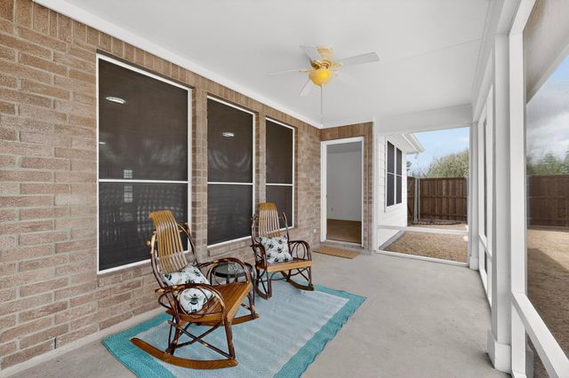 432 Creekwood Court, Forney, TX 75126