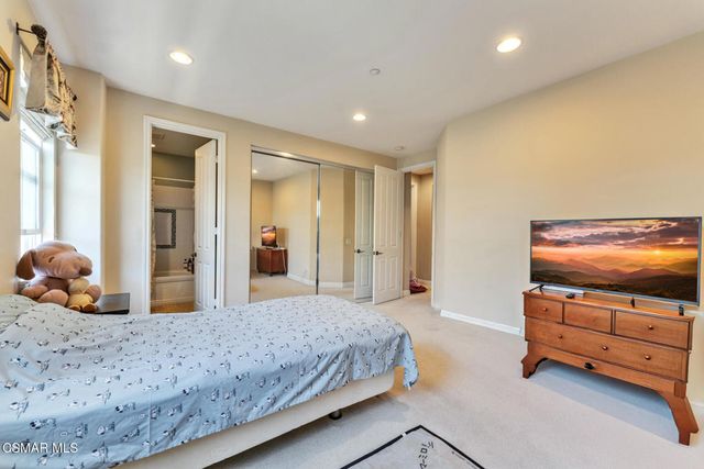 3936 Eagle Flight Drive, Simi Valley, CA 93065